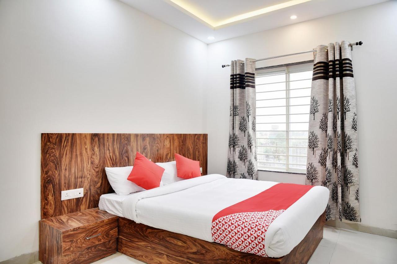 Oyo 40146 Hotel Continental Bhopal Exterior photo