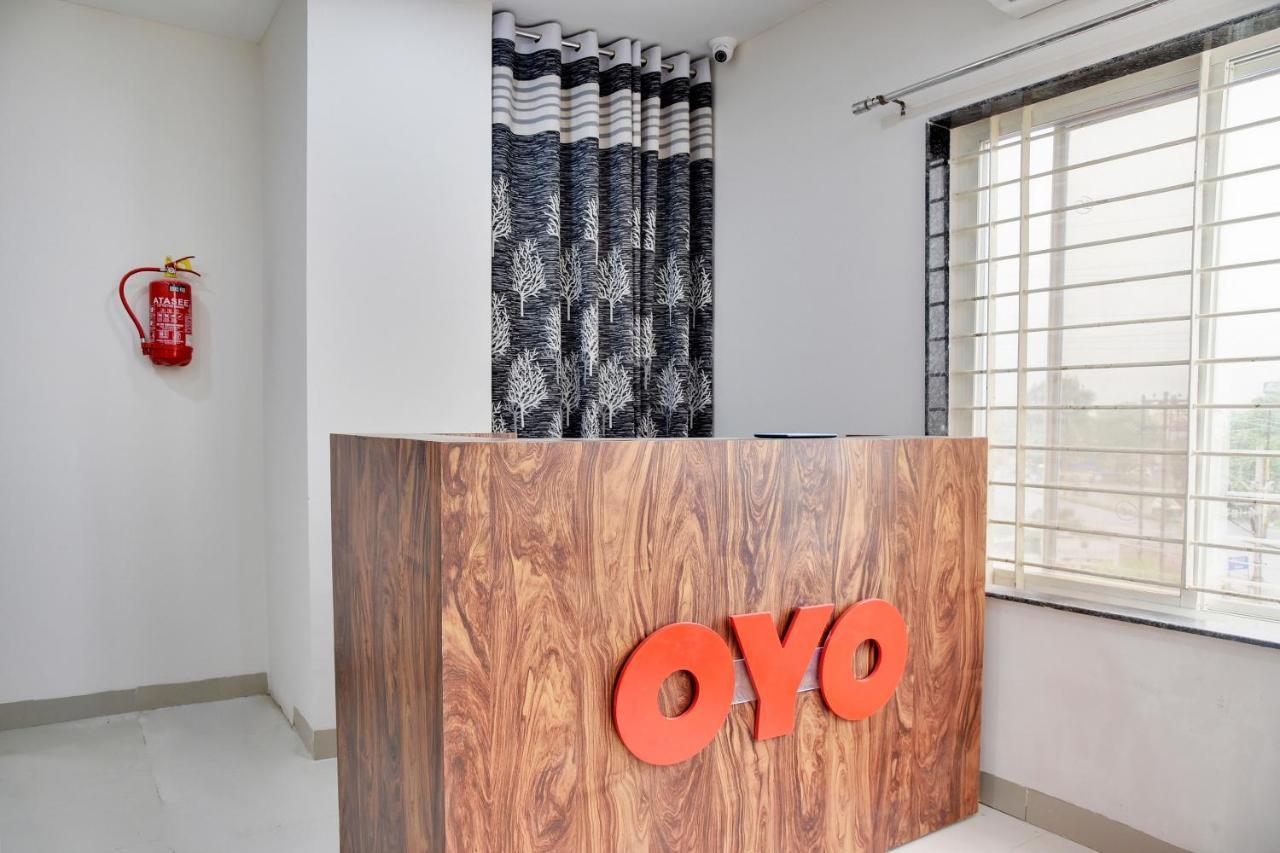 Oyo 40146 Hotel Continental Bhopal Exterior photo
